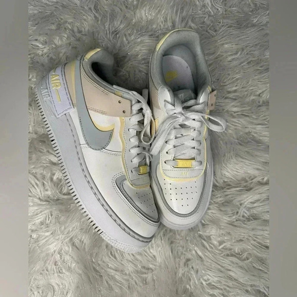 nike air force 1 shadow pastel like new women’s size 9